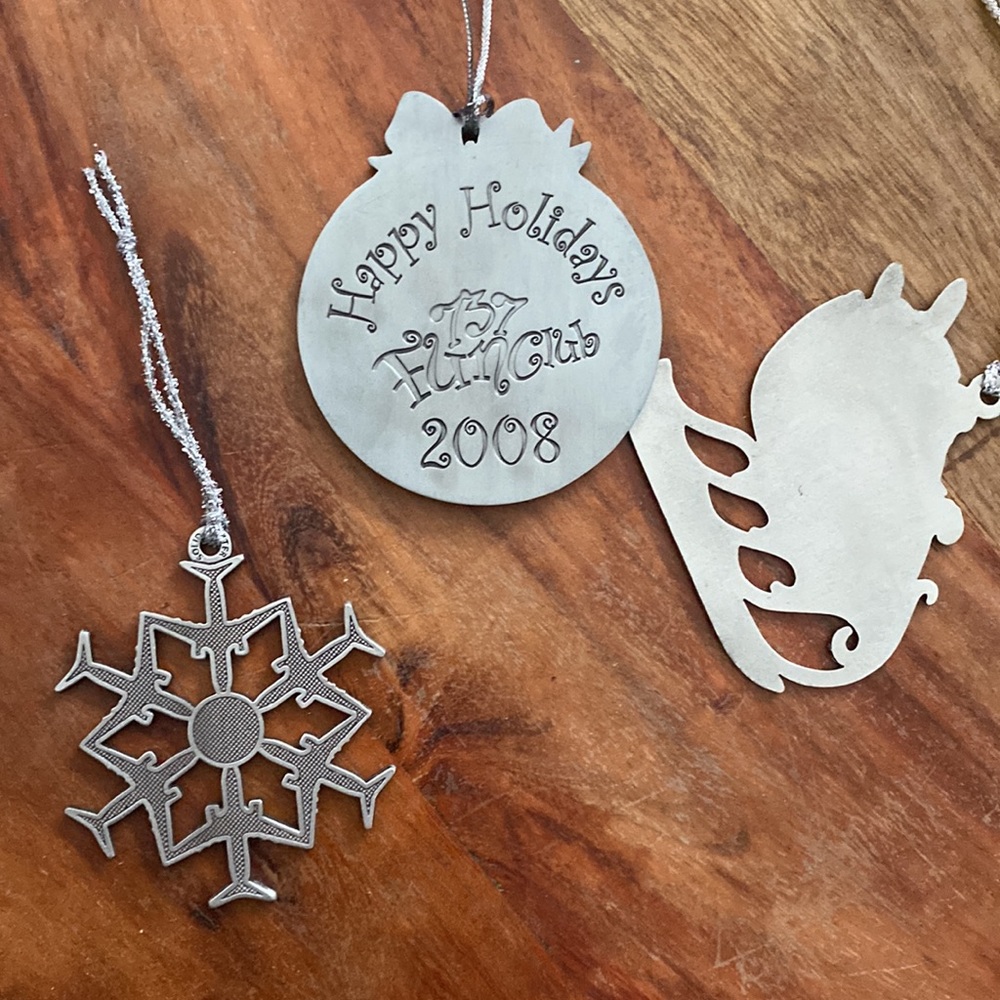 WESTJET AIRLINES pewter Christmas ornaments lot of 3 - Picture 2 of 2